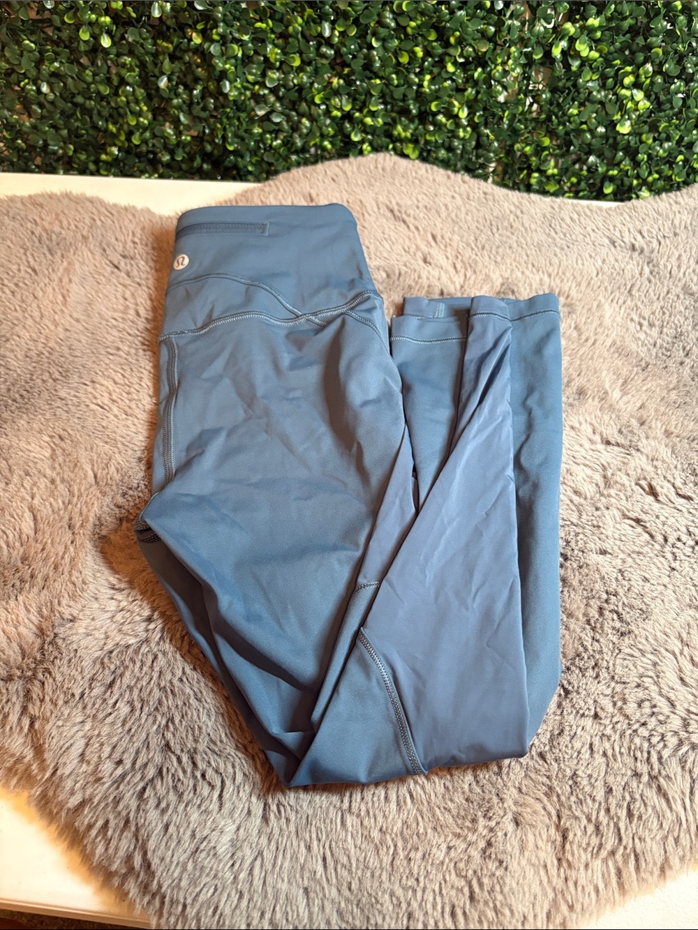 lululemon athletica Blue Women's Capri Leggings Size 2